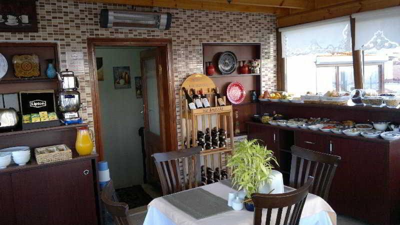 Berce Hotel Istanbul Restoran gambar