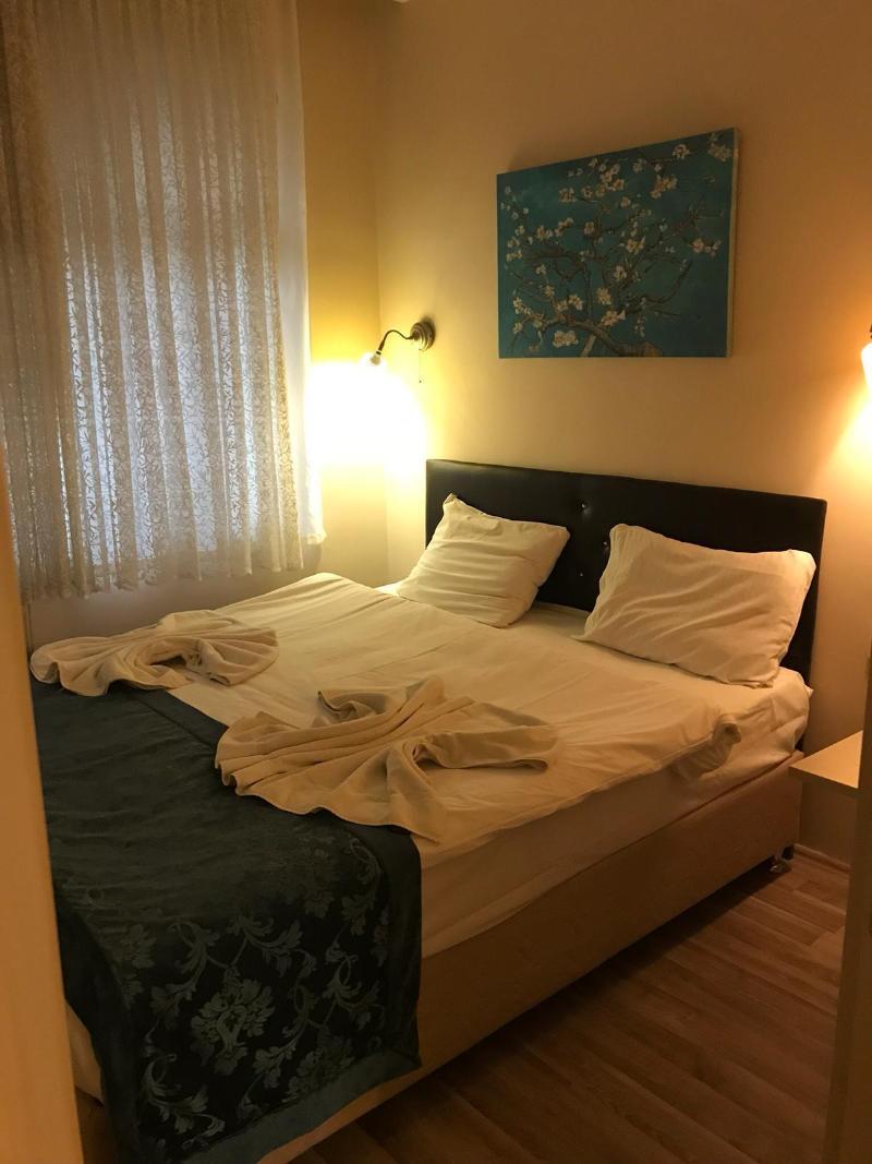 Berce Hotel Istanbul Luaran gambar