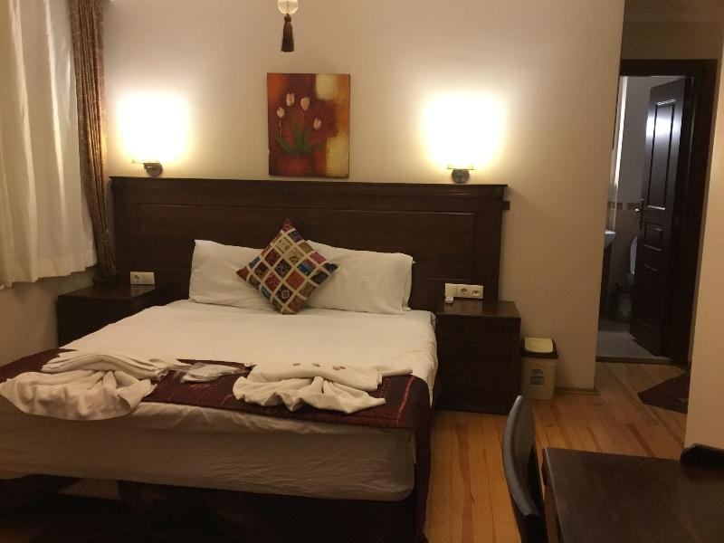 Berce Hotel Istanbul Luaran gambar