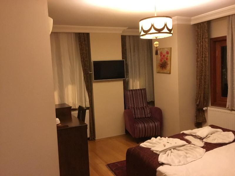 Berce Hotel Istanbul Luaran gambar